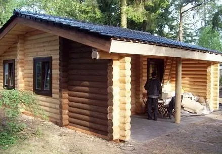 Build wooden house