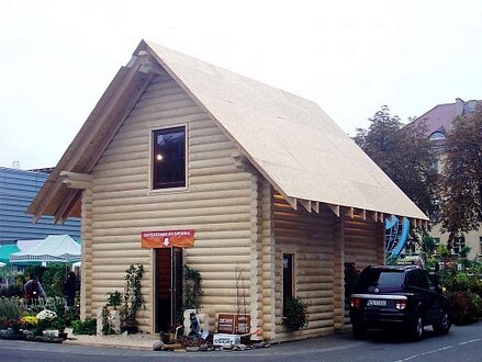 Log cabin prefab